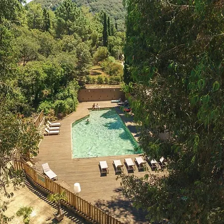 Zecamping 3 Etoiles De Charme - Jolie Piscine - Nature 5 Pers